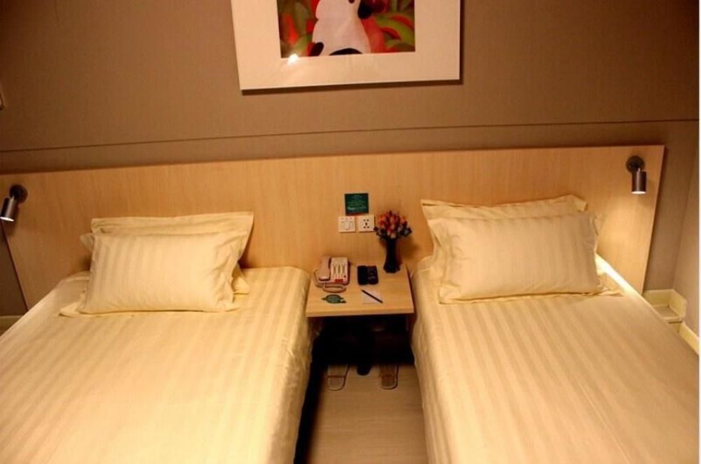 Jinjiang Inn Liuzhou Bubugao Square North Station Экстерьер фото