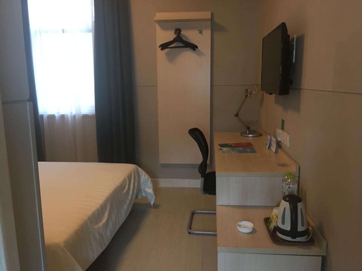 Jinjiang Inn Liuzhou Bubugao Square North Station Экстерьер фото