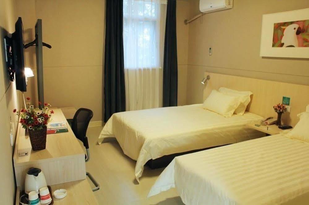 Jinjiang Inn Liuzhou Bubugao Square North Station Экстерьер фото